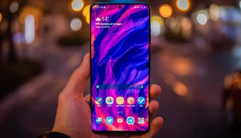 Diferencias entre pantallas IPS, OLED, y Super AMOLED
